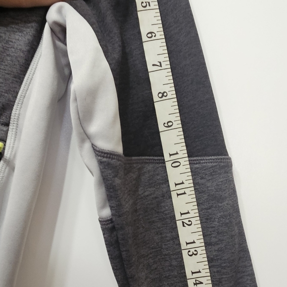 Russell Athletic Jacket Size Large (10-12) - Picture 8 of 16